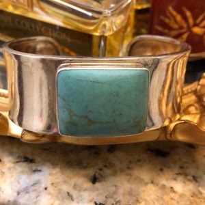 SALE ❤️❤️❤️ Sleeping Beauty bracelet